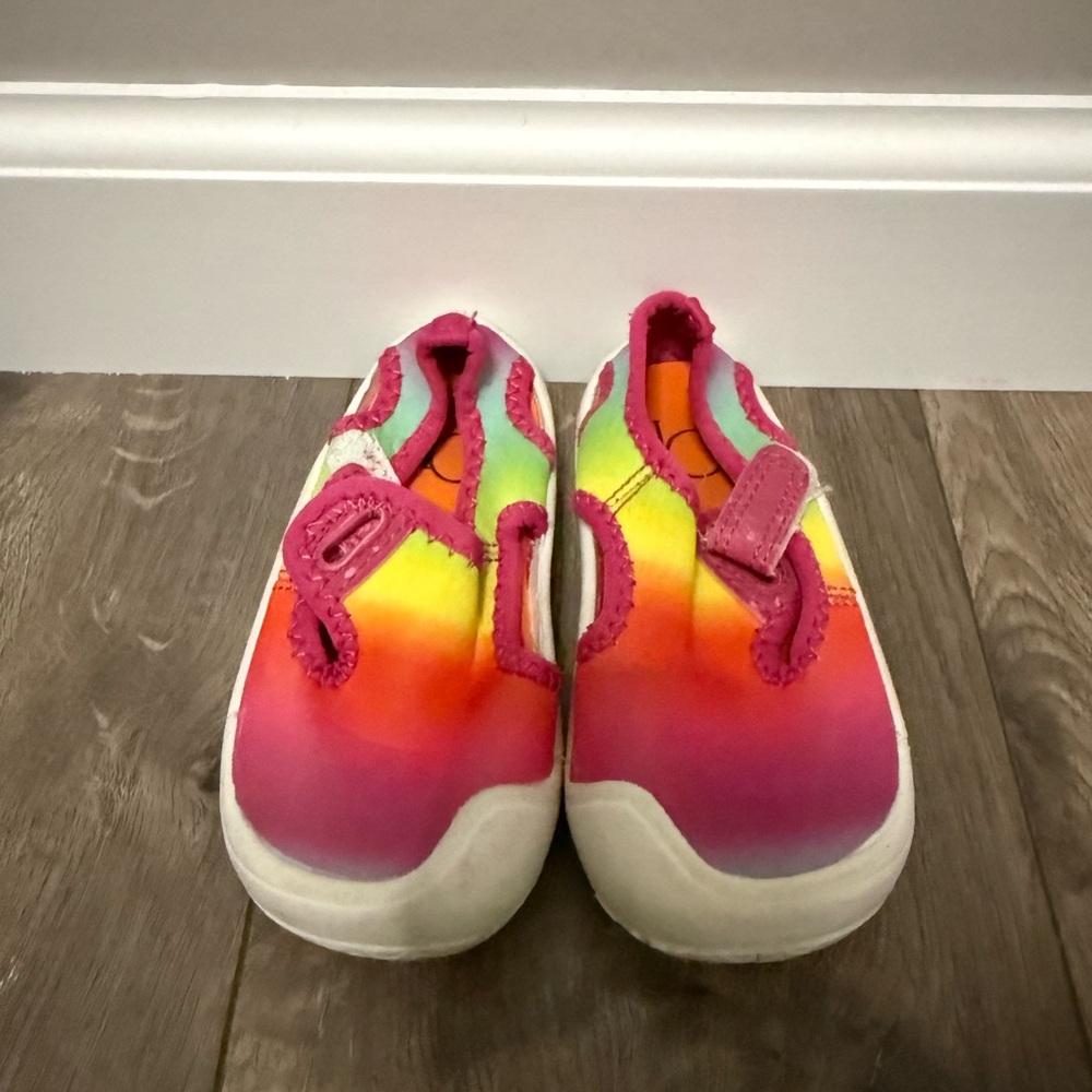 Kids Gradient Slip-On Water Shoes - Pink Multi